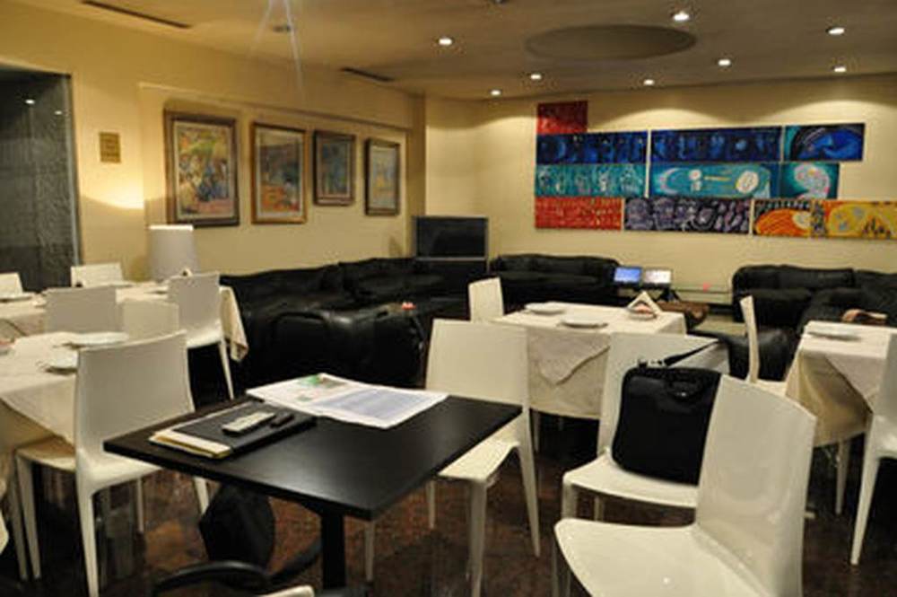 Victor Hotel Bari Restaurang bild